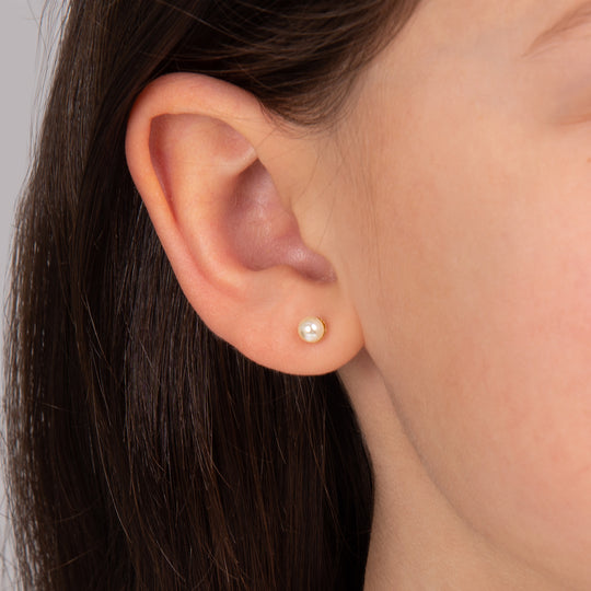 Pearl Studs
