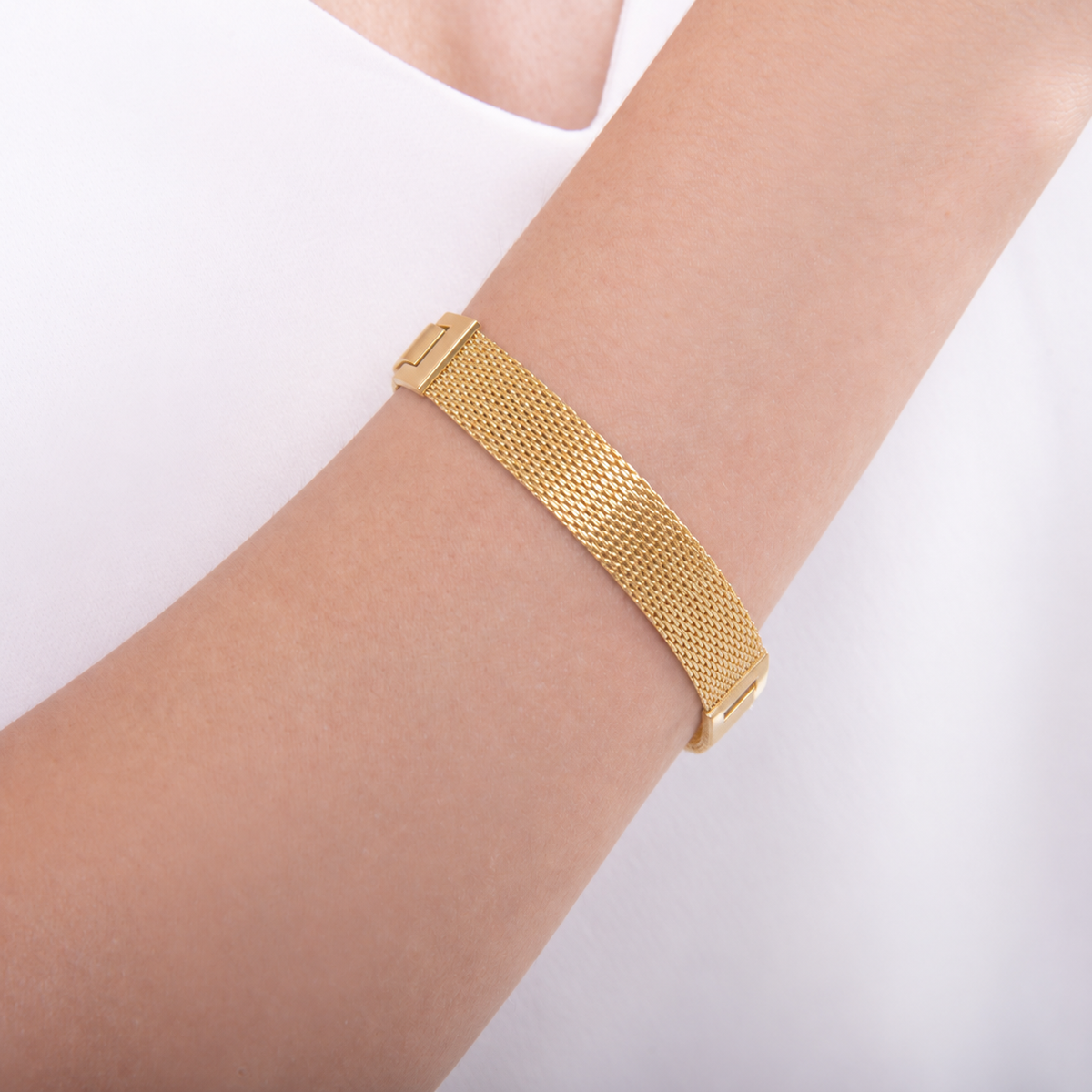 Classic Gold Mesh Bracelet